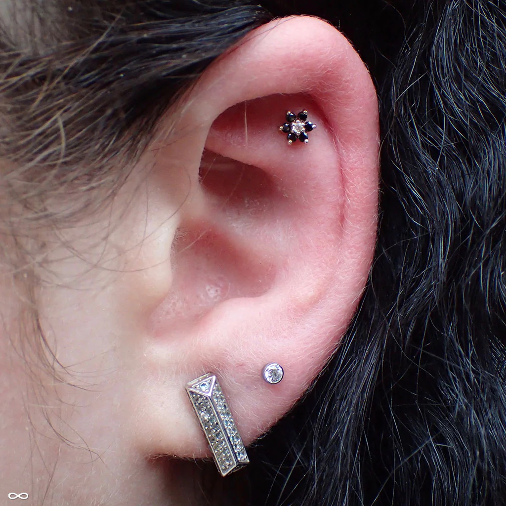 7 Stone Flower Press-fit End in Gold from LeRoi - Image 32