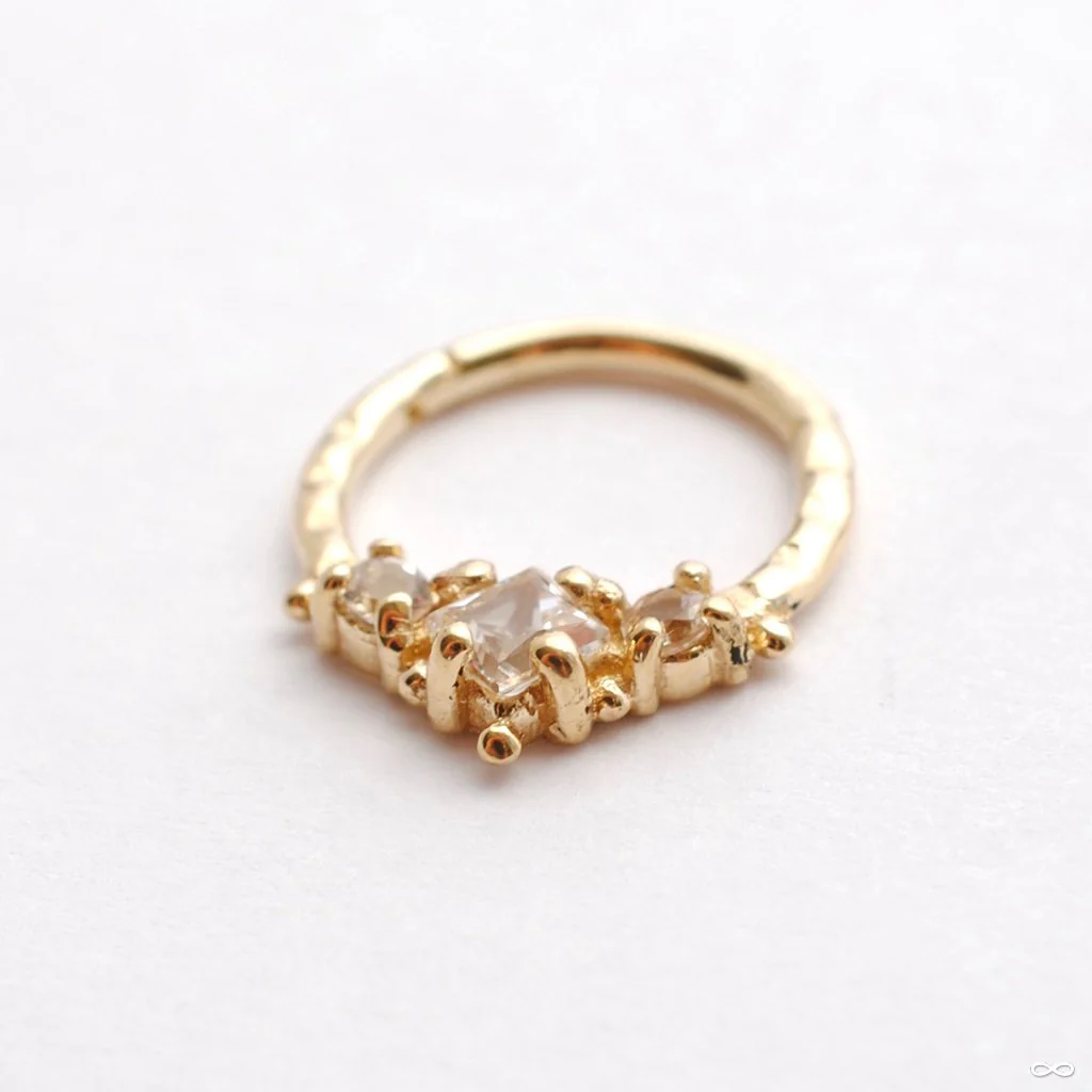 Baronet Hinged Ring in Gold from Scylla - Image 2