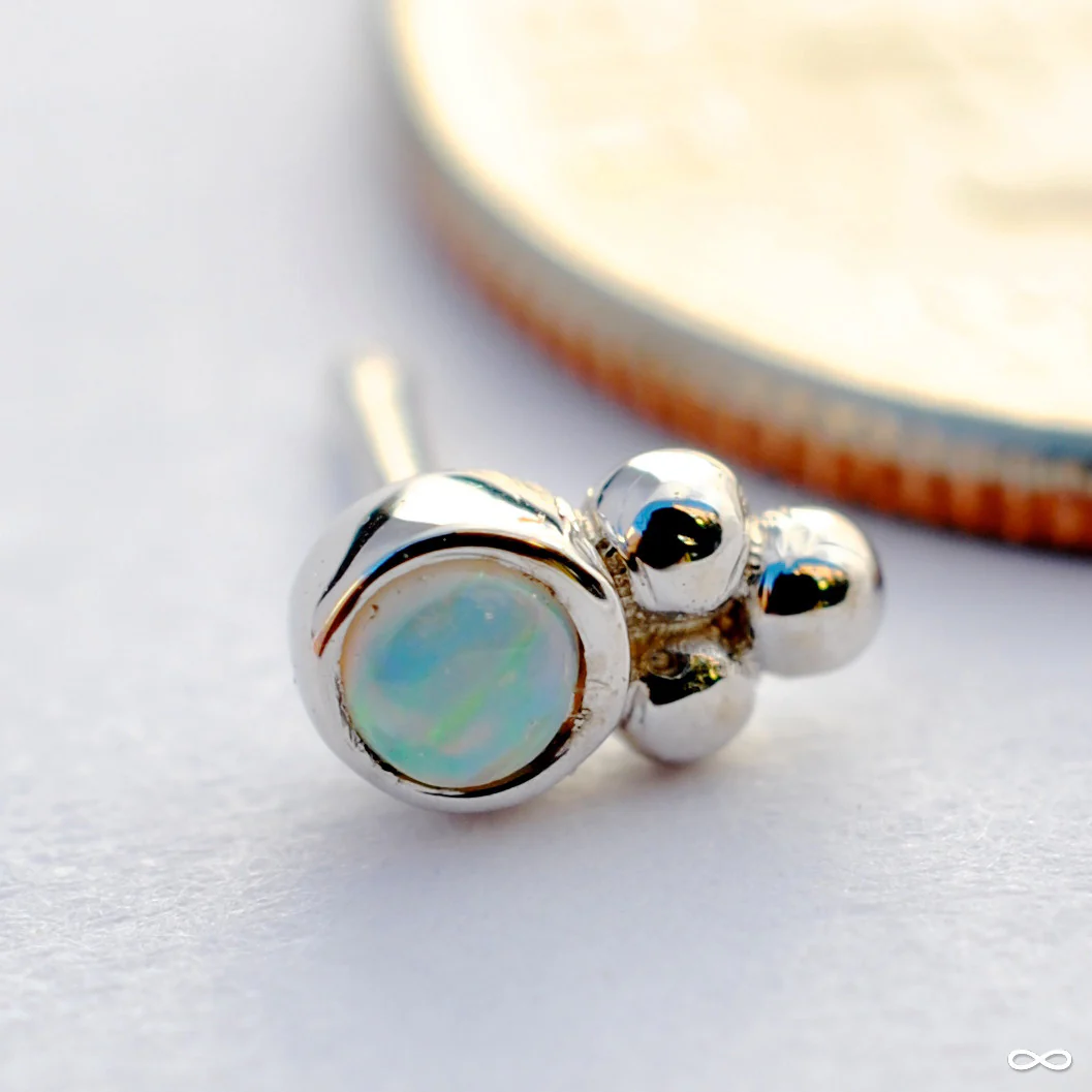Bezel with 3 Beads Press-fit End in Gold from BVLA - Image 10