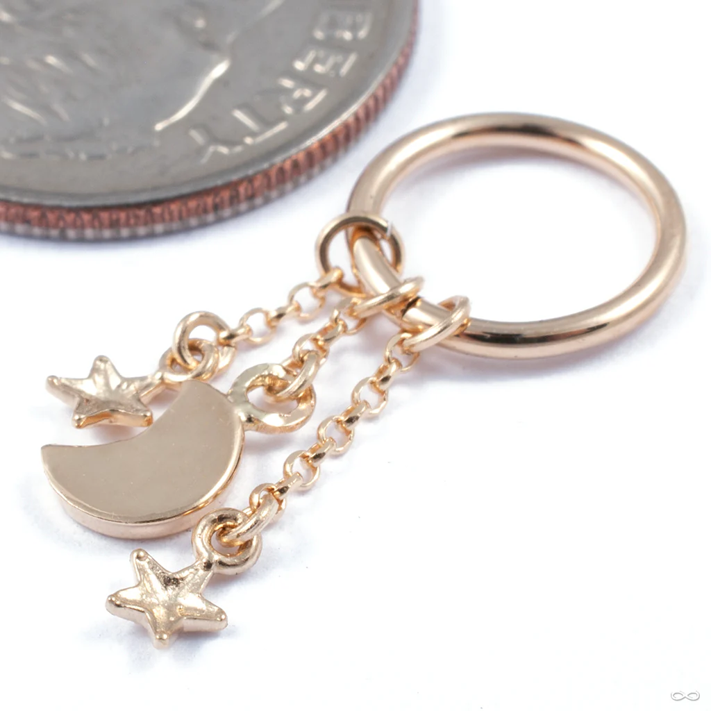 Buenas Noches Seam Ring in Gold from Hialeah - Image 3