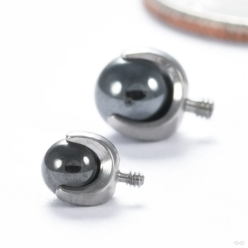 Claw-set Stone Threaded End in Titanium from People’s Jewelry - Image 9