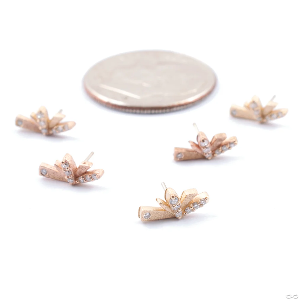 Flutter Press-fit End in Gold from Pupil Hall