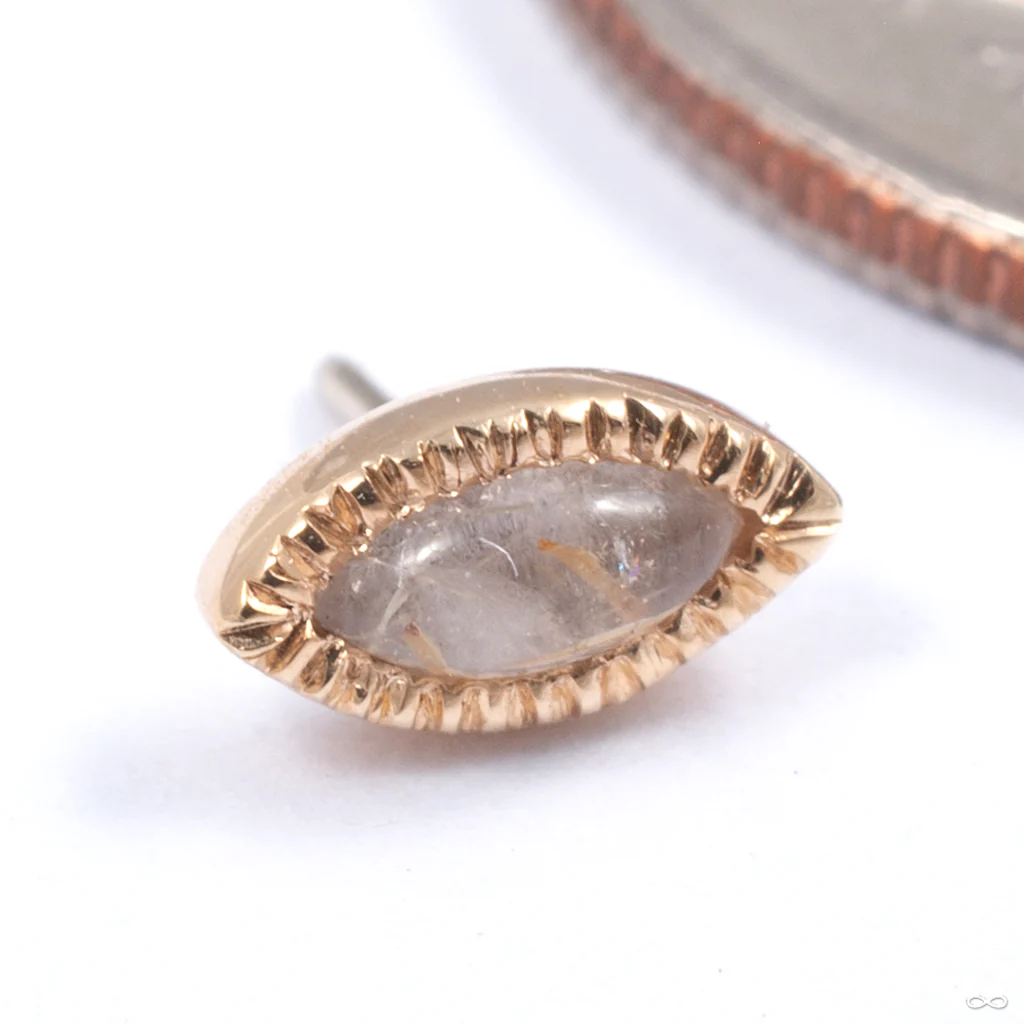Grizant Leaf Cabochon Press-fit End in Gold from Auris Jewellery - Image 3