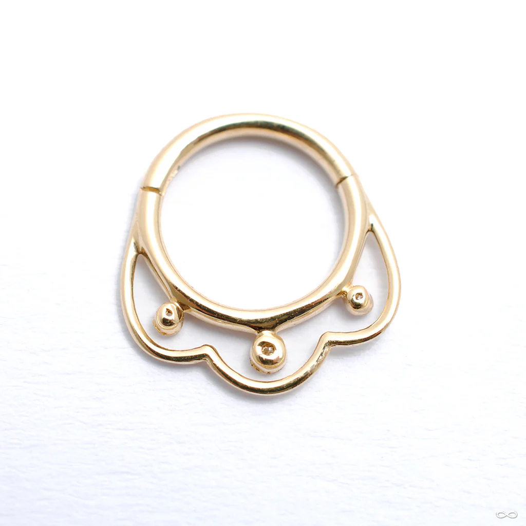 Interiority Clicker in Gold from Pupil Hall - Image 4