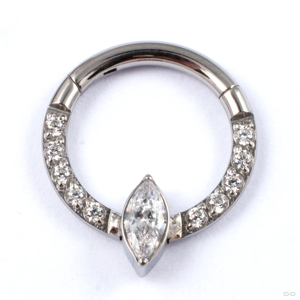 Marquee Captive Gem Clicker in Titanium from Diablo Organics - Image 2