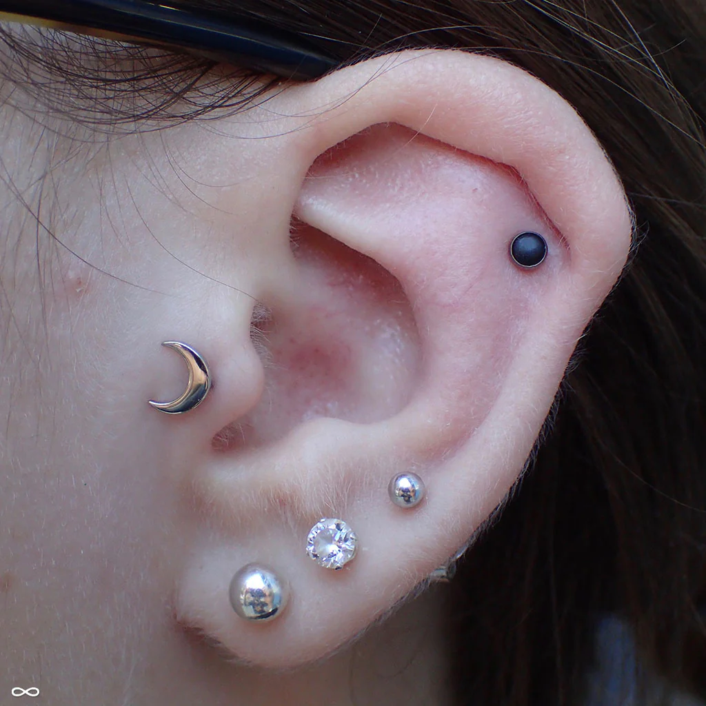 Moon Press-fit End in Gold from Anatometal - Image 3