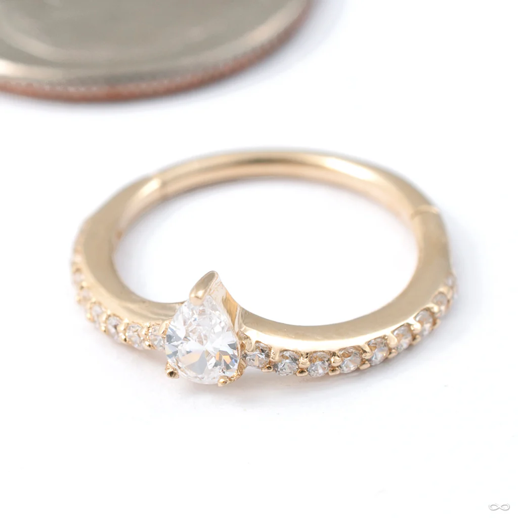 Nyx Clicker in Gold from Buddha Jewelry