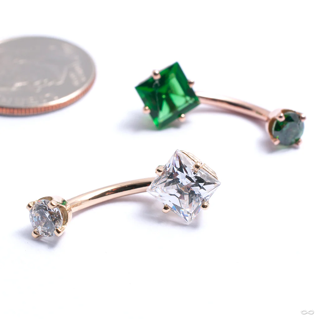 Prong-set Princess-cut Threaded Navel Curve in Gold from LeRoi