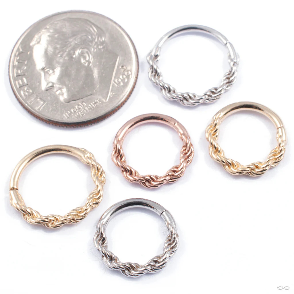 Rope Chain Seam Ring in Gold from Tawapa