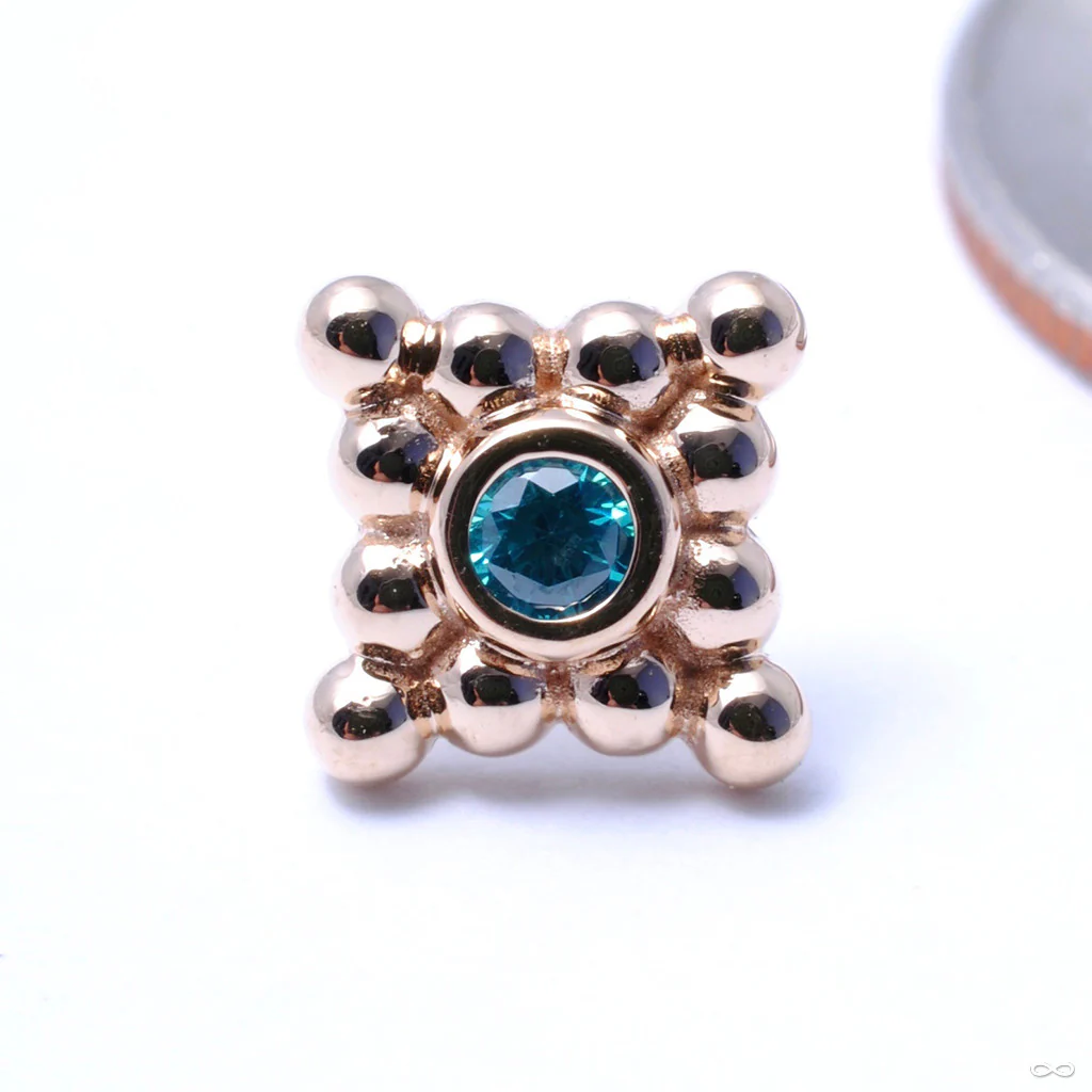 Sabrina with Four Clusters Press-fit End in Gold from Anatometal - Image 4