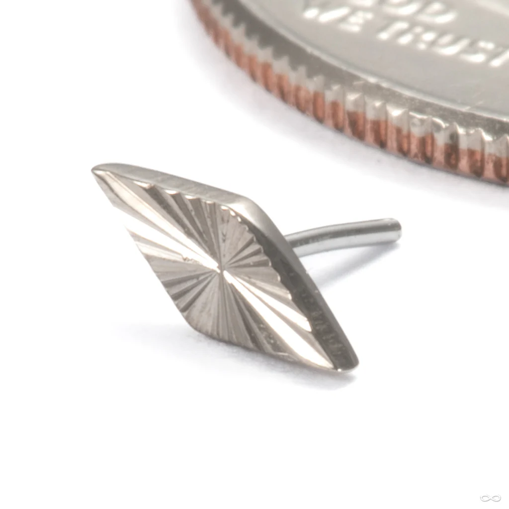 Sunray Kite Press-fit End in Gold from Quetzalli - Image 3