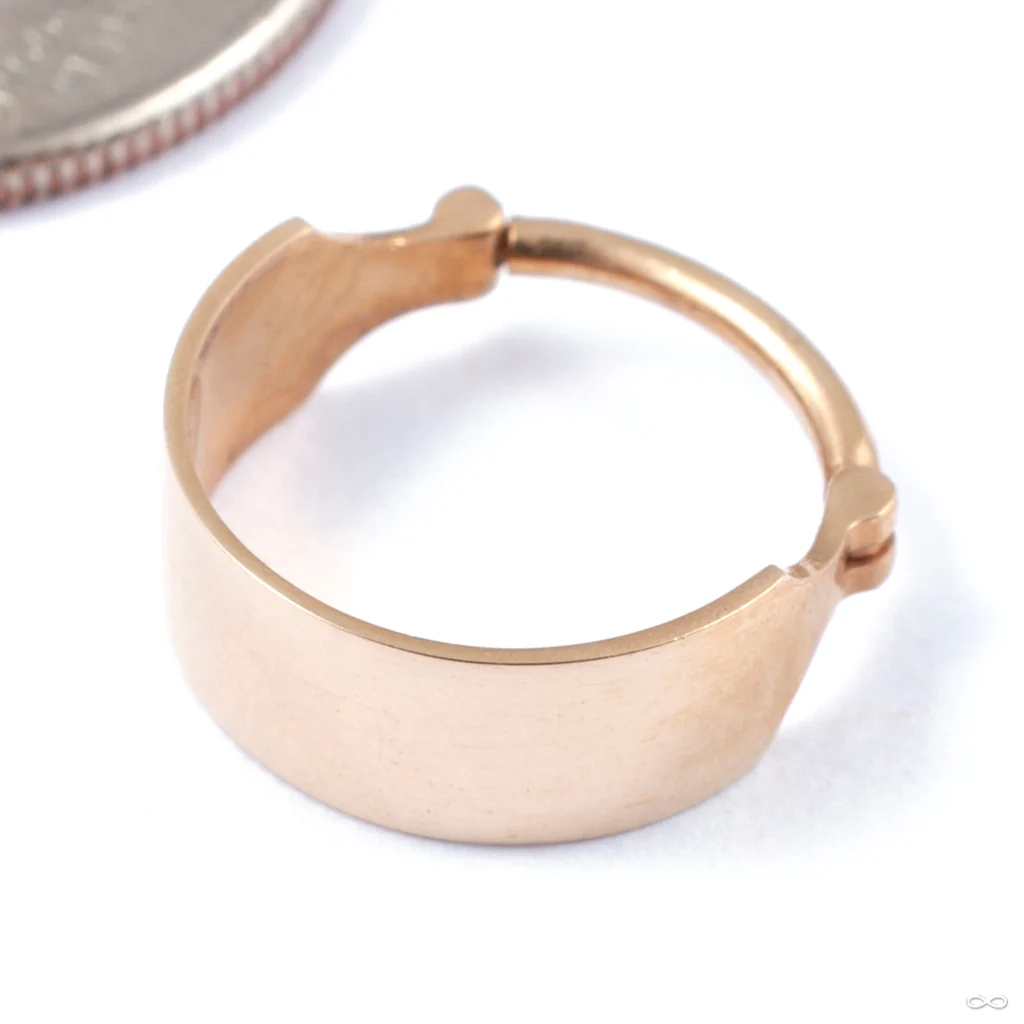 Vera Clicker in Gold from Auris Jewellery - Image 2