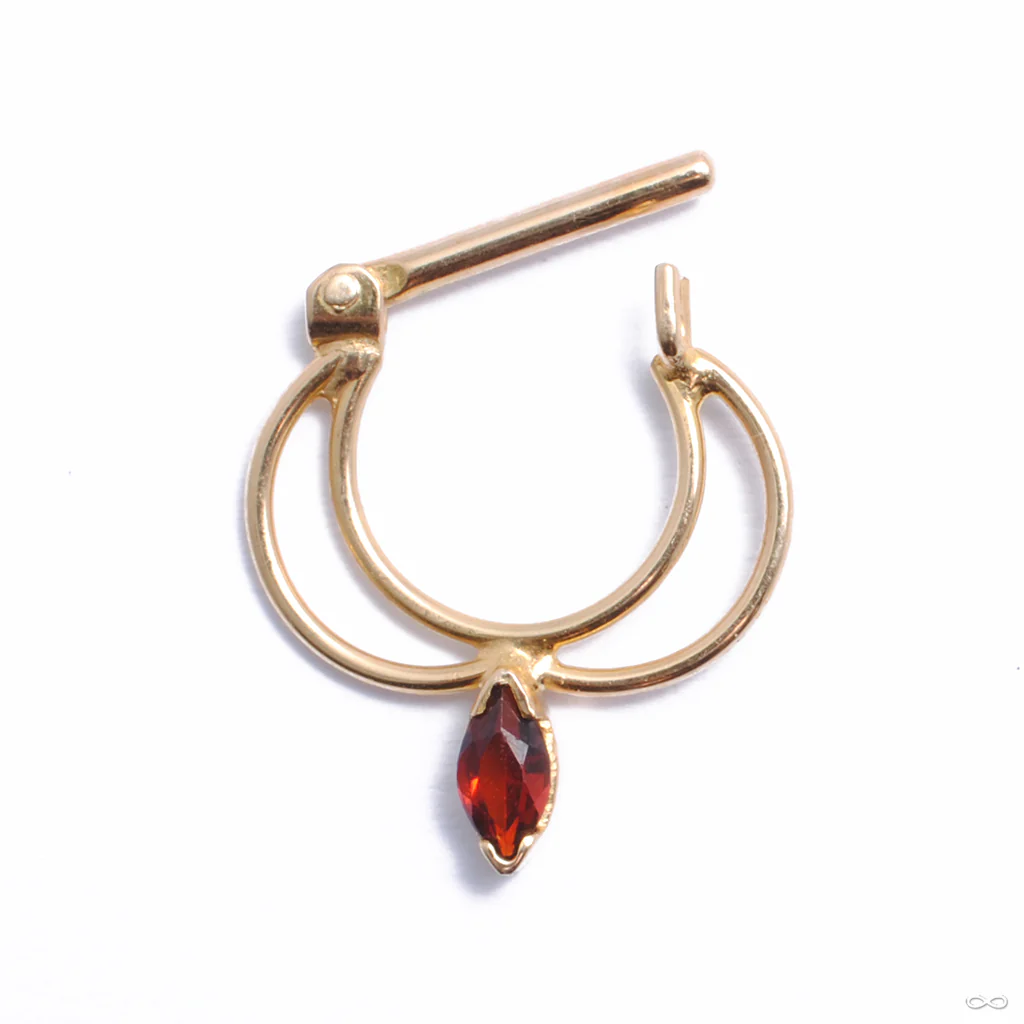 Vision Hinged Ring in Gold from Quetzalli - Image 3